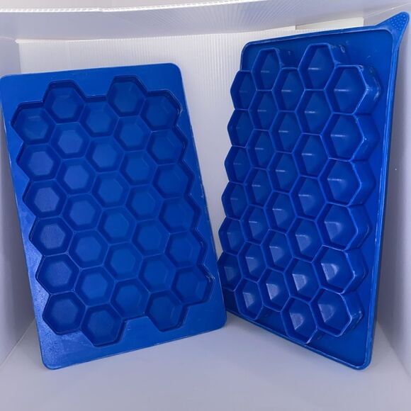 Shape+Store Master Meatball Making BPA Free Silicone Tool 32 1 oz Each Deep Blue - Picture 6 of 9